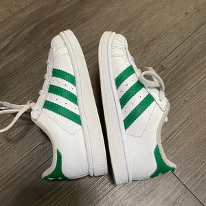 ADIDAS TODDLER SHOES SIZE 8